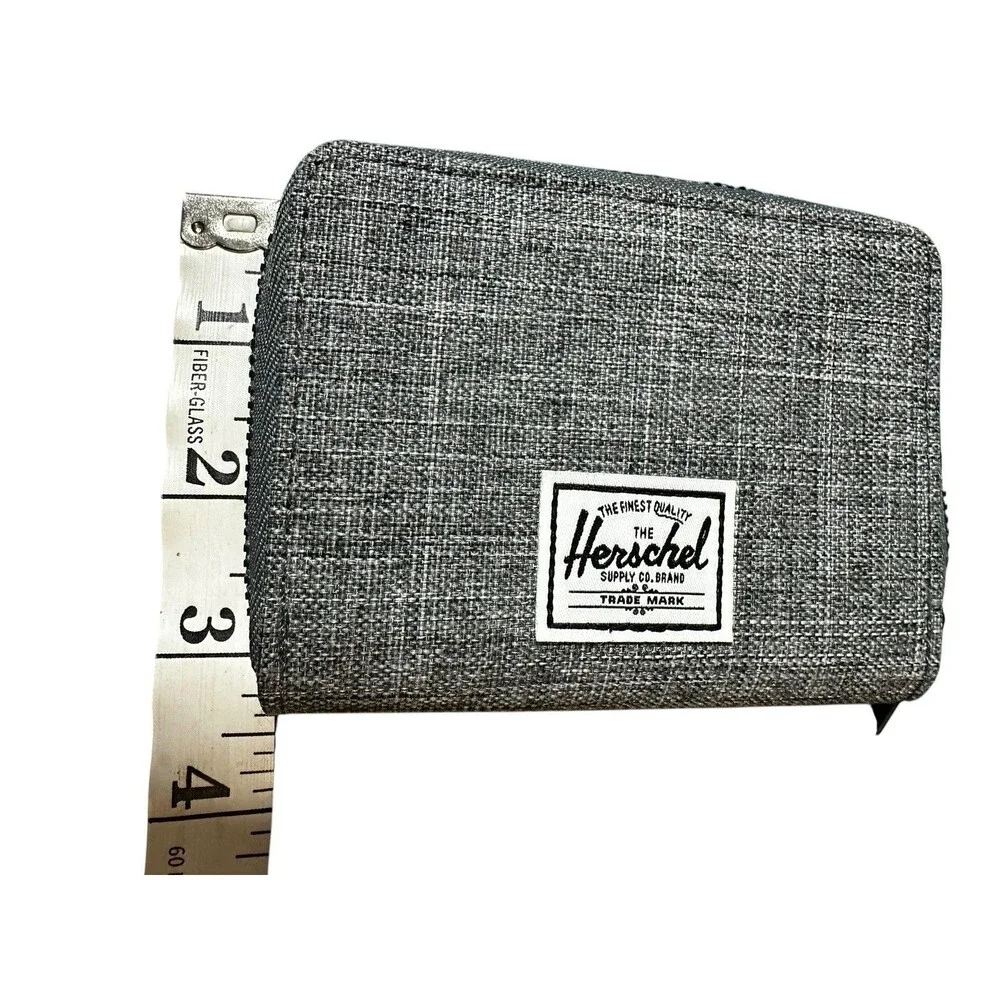 HERSCHEL Tyler Wallet RFID Raven Gray Crosshatch NWOT